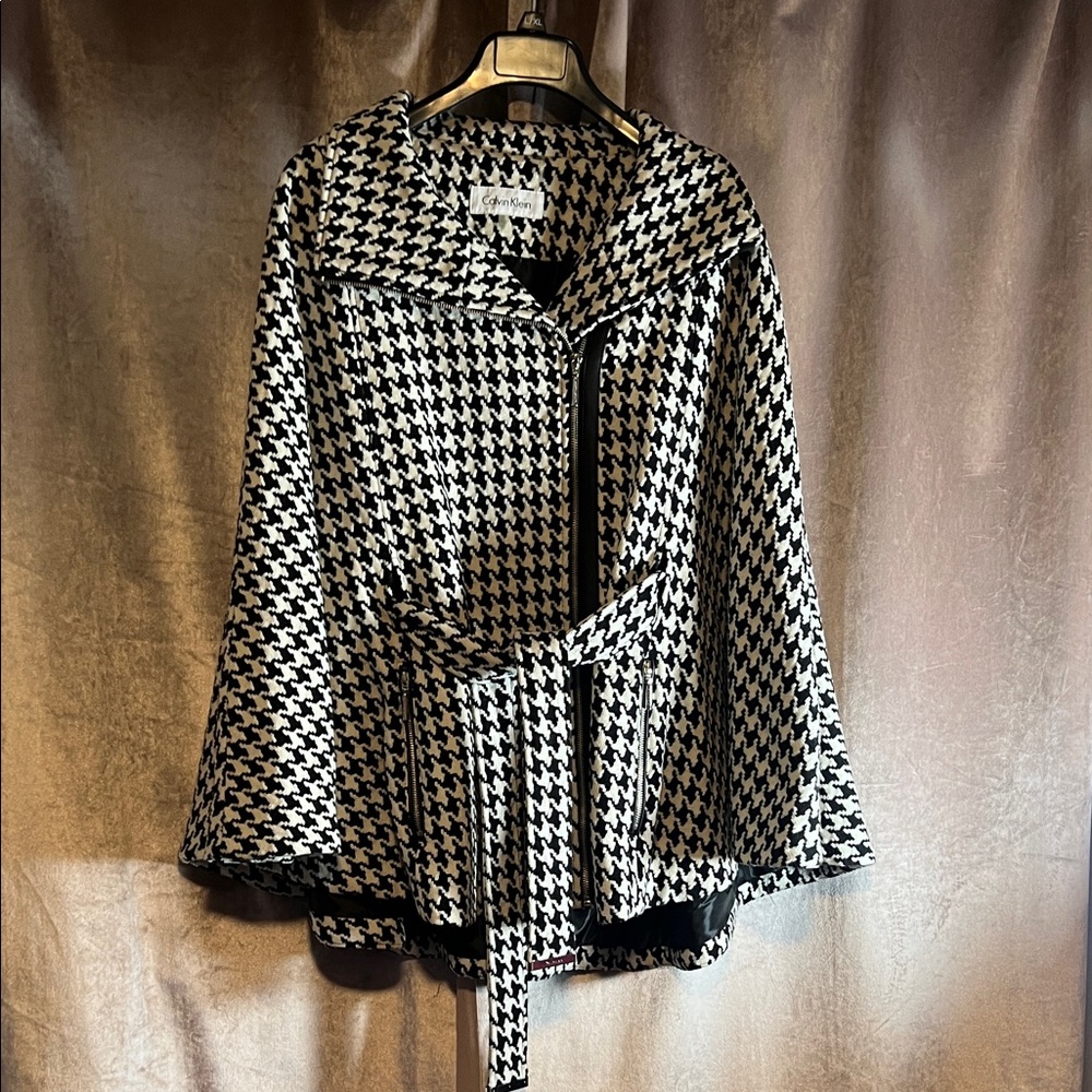 Calvin Klein Chic Belted Houndstooth Cape Coat with Zip Closure Size L/XL - Picture 5 of 14